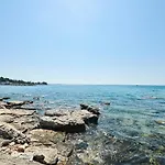Anna Zambratija (Istria)