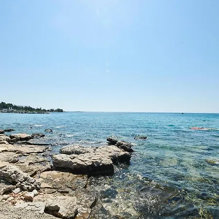 Anna Zambratija (Istria)