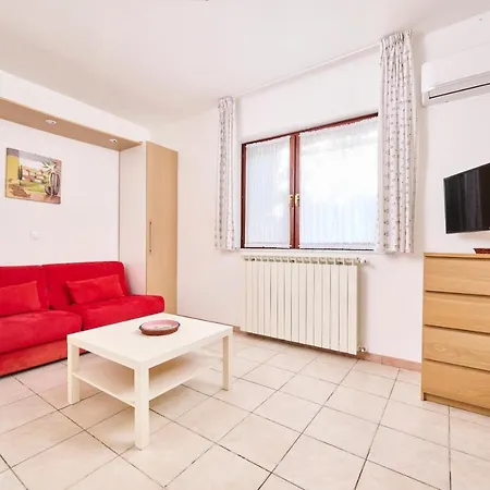 Anna Apartament *
